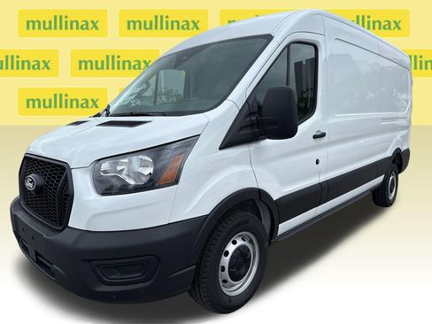 New 2026 Ford Transit 250 148 Medium Roof RWD image 17