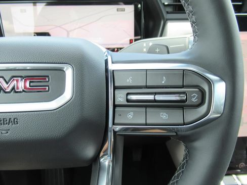New 2026 GMC Terrain Elevation w/ Technology Package II FWD image 24