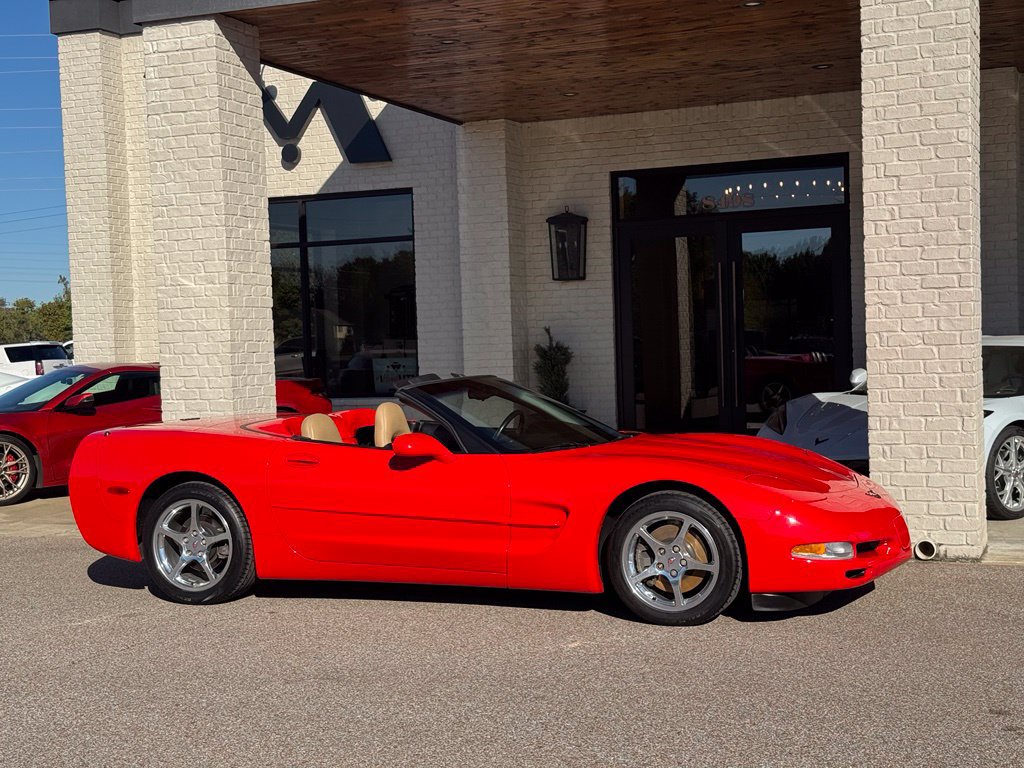 Used 2000 Chevrolet Corvette Convertible w/ Memory Pkg RWD image 21