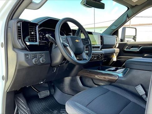 New 2026 Chevrolet Silverado 2500 LT w/ Safety Package AWD/4WD image 8