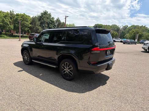 Used 2025 Lexus GX 550 w/ Accessory Package (2T) AWD/4WD image 15