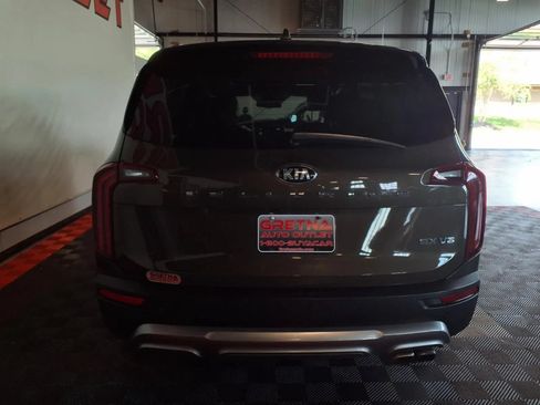 Used 2021 Kia Telluride EX w/ EX Premium Package FWD image 6