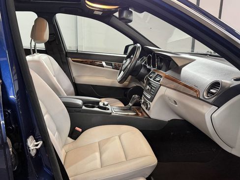 Used 2012 Mercedes-Benz C 250 Sedan image 6