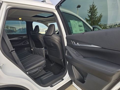 New 2026 INFINITI QX60 Luxe w/ Cargo Package image 22