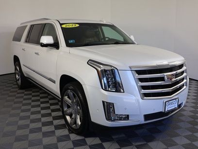 Used 2019 Cadillac Escalade ESV Premium Luxury