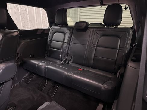 Used 2022 Lincoln Navigator Reserve image 33