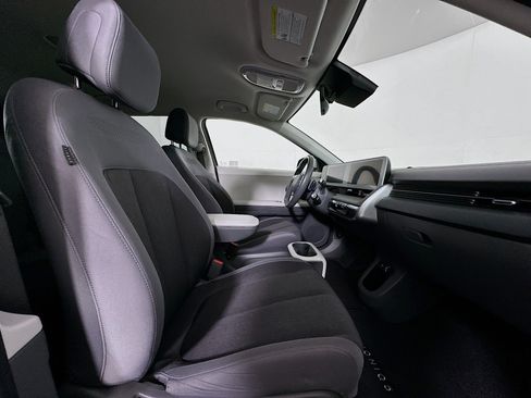 Used 2024 Hyundai Ioniq 5 SEL image 31