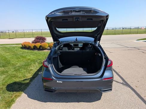 Used 2025 Honda Civic Sport image 8