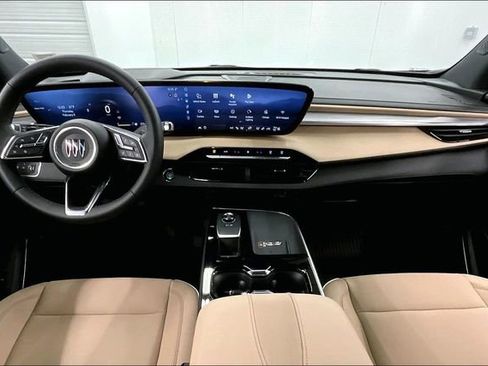 Used 2025 Buick Enclave Preferred w/ Power Package image 15