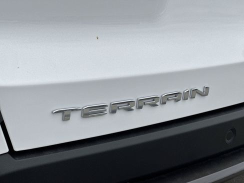 New 2026 GMC Terrain Elevation w/ Technology Package II FWD image 27