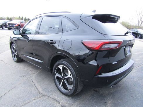 Used 2023 Ford Escape ST-Line Elite AWD/4WD image 6