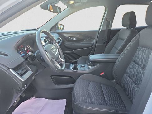 Used 2023 GMC Terrain SLE w/ Driver Convenience Package image 14