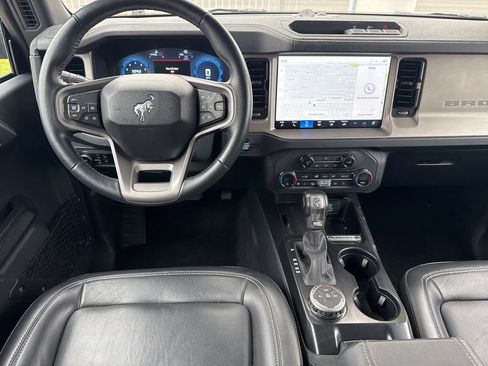 Used 2025 Ford Bronco Outer Banks AWD/4WD image 11