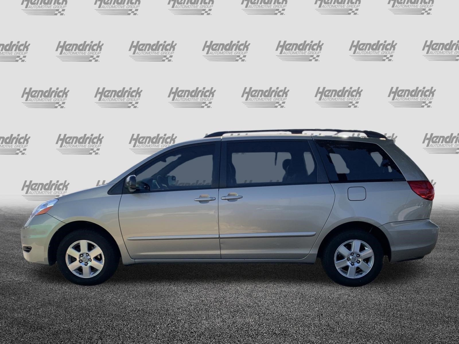 Used 2008 Toyota Sienna LE FWD image 7