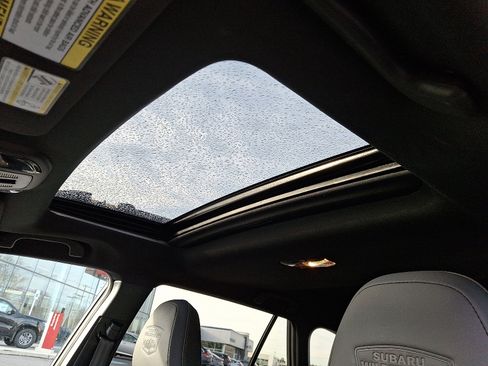 Used 2022 Subaru Outback Wilderness image 14