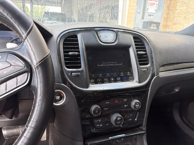 Used 2019 Chrysler 300 S RWD image 14