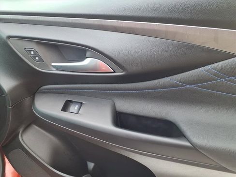 Used 2024 Buick Envista Sport Touring w/ Convenience I Package image 21