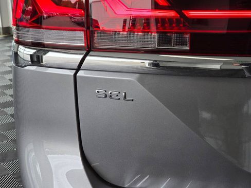New 2026 Volkswagen Atlas SEL AWD/4WD image 13