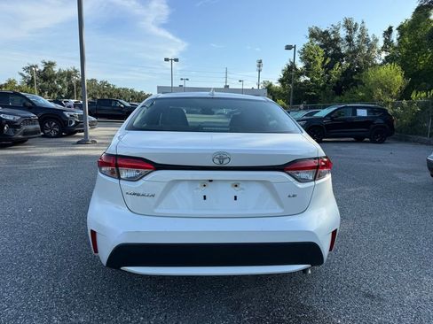 Used 2020 Toyota Corolla LE FWD image 13