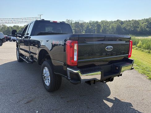 New 2026 Ford F350 XLT w/ FX4 Off-Road Package AWD/4WD image 3