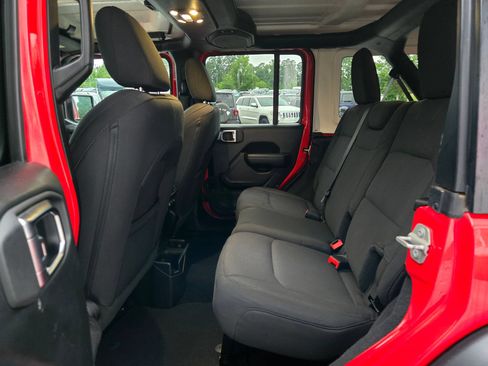 Used 2023 Jeep Wrangler Unlimited Sport AWD/4WD image 35