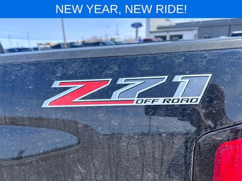 Used 2017 Chevrolet Silverado 1500 LT w/ All Star Edition image 11