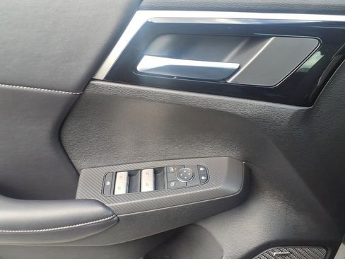 Used 2026 Mitsubishi Outlander LE FWD image 30