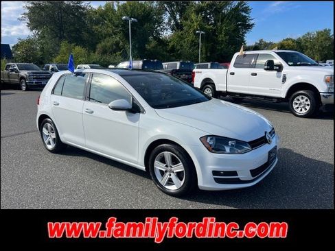 Used 2017 Volkswagen Golf Wolfsburg Edition FWD image 1