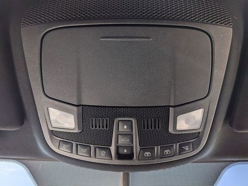 Used 2019 Lincoln MKC Select w/ Select Plus Package AWD/4WD image 12