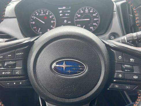 Used 2024 Subaru Crosstrek 2.5i Limited AWD/4WD image 26