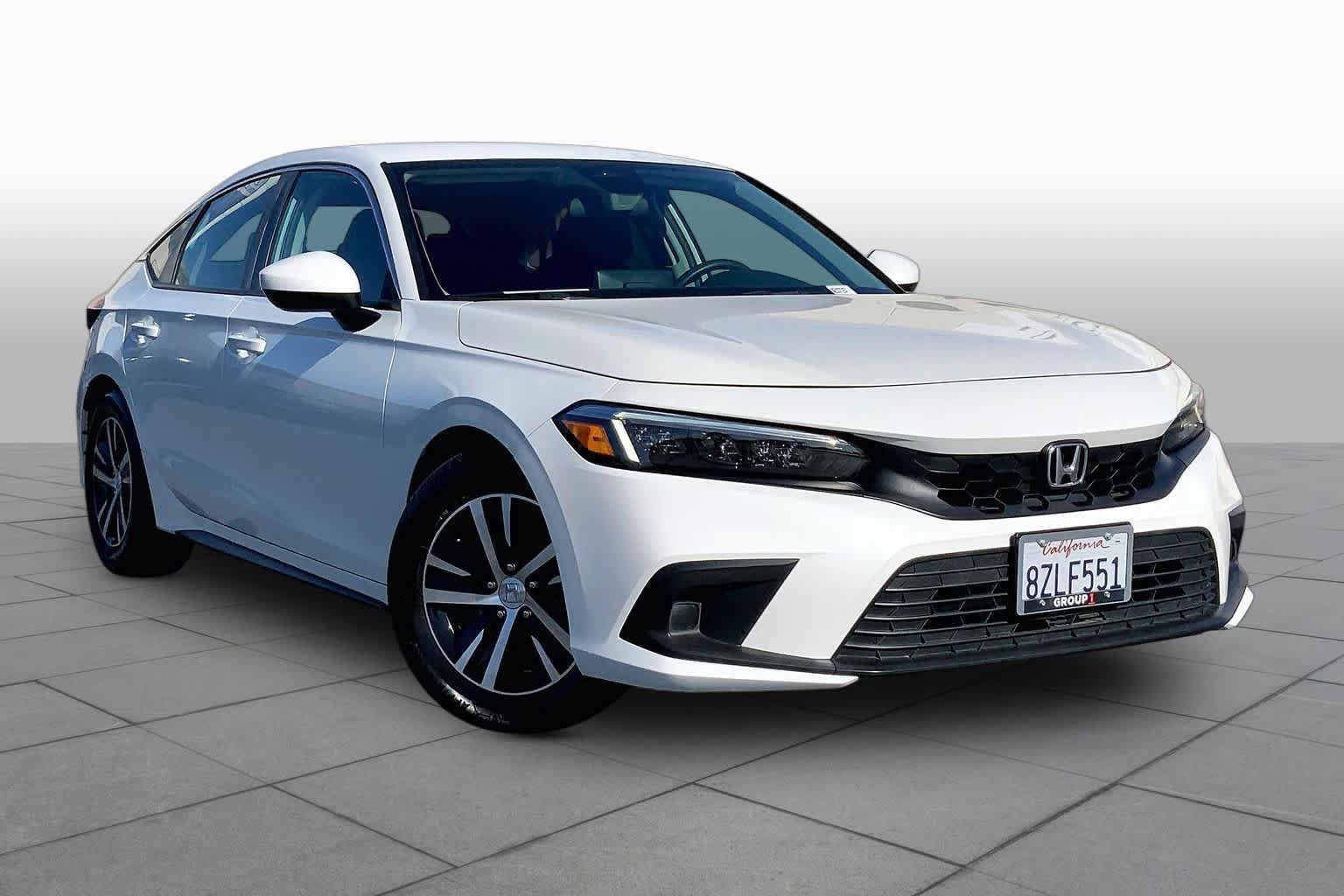 Used 2022 Honda Civic LX image 2