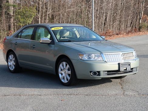 Used 2009 Lincoln MKZ Base image 3