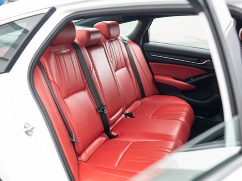Used 2019 Honda Accord Sport image 21
