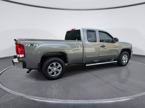 Used 2013 GMC Sierra 1500 SLE w/ Power Tech Package AWD/4WD image 4
