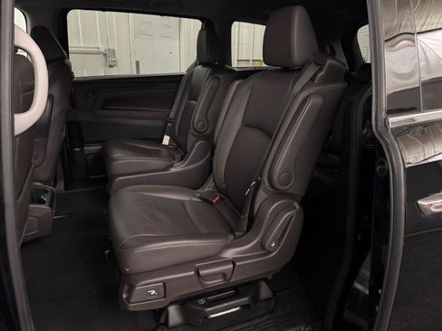 Used 2020 Honda Odyssey Elite image 11