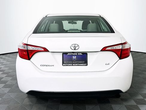 Used 2016 Toyota Corolla LE image 10