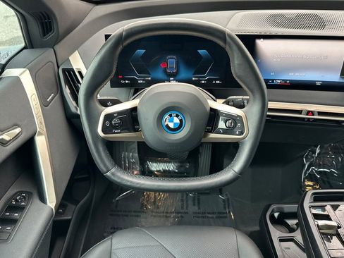 Used 2023 BMW iX xDrive50 w/ Convenience Package AWD/4WD image 15