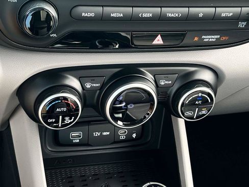 New 2026 Hyundai Venue SEL image 12