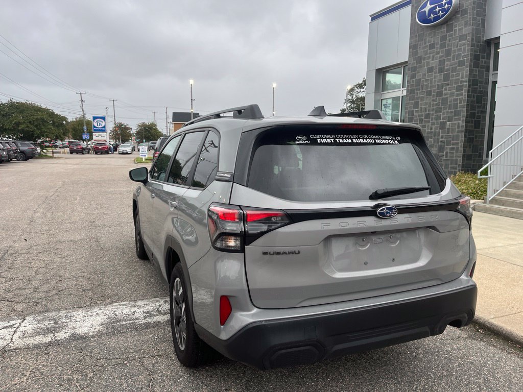 Used 2026 Subaru Forester Premium AWD/4WD image 6