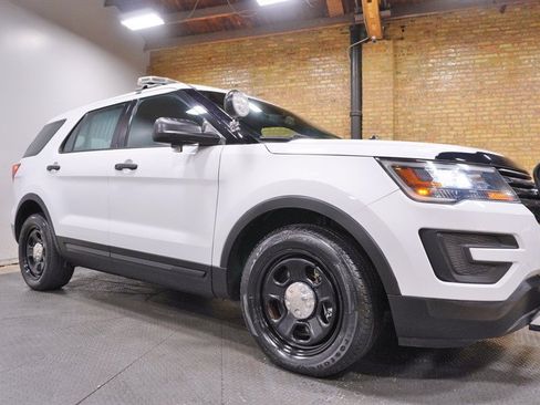 Used 2017 Ford Explorer 4WD Police Interceptor image 8