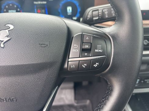 Used 2025 Ford Bronco Sport Outer Banks w/ Outer Banks Tech Package+ AWD/4WD image 18