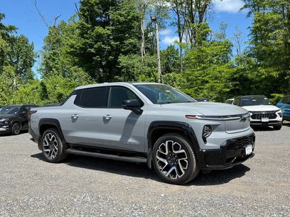 New 2025 Chevrolet Silverado EV RST