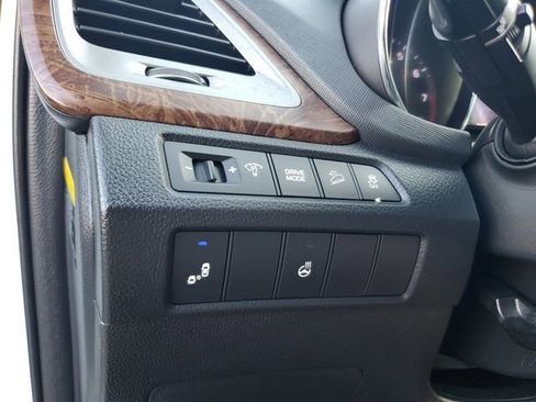 Used 2018 Hyundai Santa Fe Sport FWD image 30