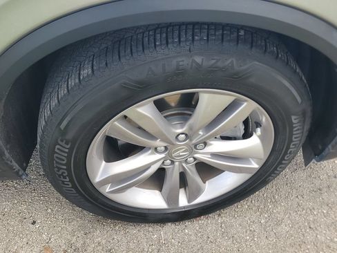 Used 2024 Acura MDX FWD image 10