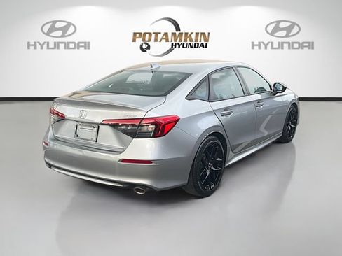Used 2024 Honda Civic Sport image 5
