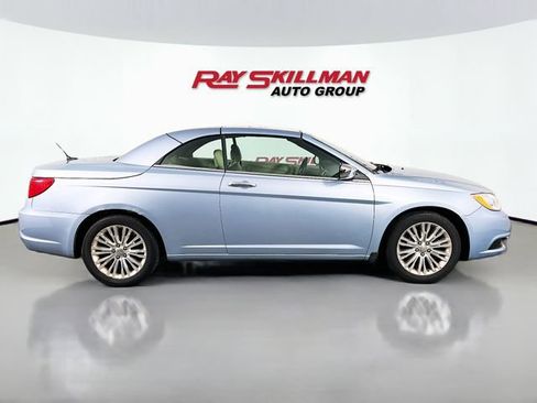 Used 2013 Chrysler 200 Limited image 8