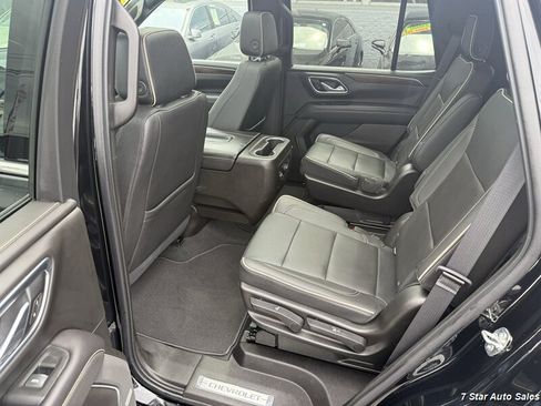 Used 2021 Chevrolet Tahoe Premier w/ Premium Package AWD/4WD image 23