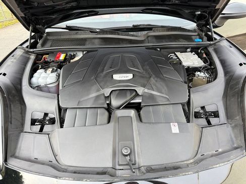 Used 2019 Porsche Cayenne AWD/4WD image 37