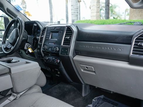 Used 2017 Ford F250 XLT AWD/4WD image 34