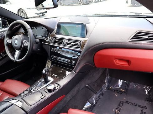 Used 2016 BMW 650i Convertible RWD image 25